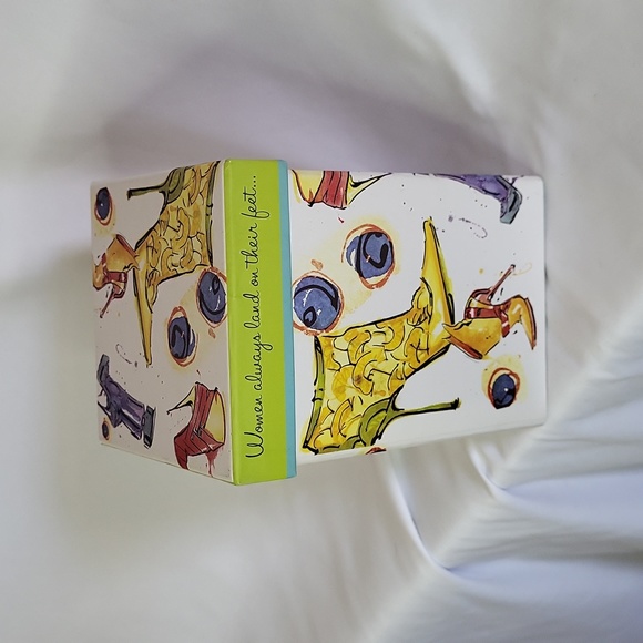 Pretty High Heel Decor Box Belks 2007? Empty Box for storage 5 x 7 inches - Picture 4 of 10